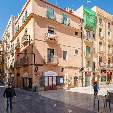 Apartamento En El Corazon De Tarragona. Planta Baja Con Patio. מראה חיצוני תמונה