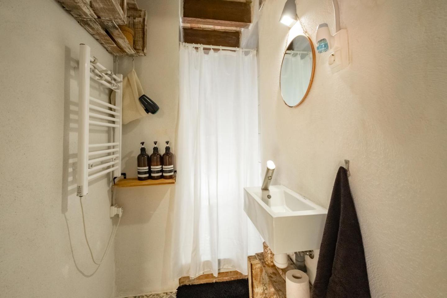 Apartamento En El Corazon De Tarragona. Planta Baja Con Patio. מראה חיצוני תמונה